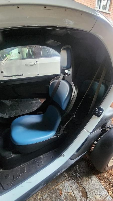 Usata Renault Twizy 12 kW (17 CV) 2015 Bianco Utilitaria