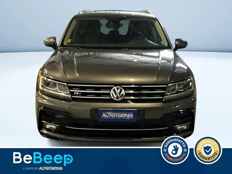Usata VW Tiguan Sportline 125 CV (91 kW) 2018 Grigio metallizzato SUV