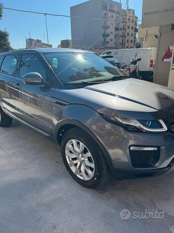 Usata Land Rover Range Rover evoque HSE 150 CV (110 kW) 2018 Grigio Station wagon