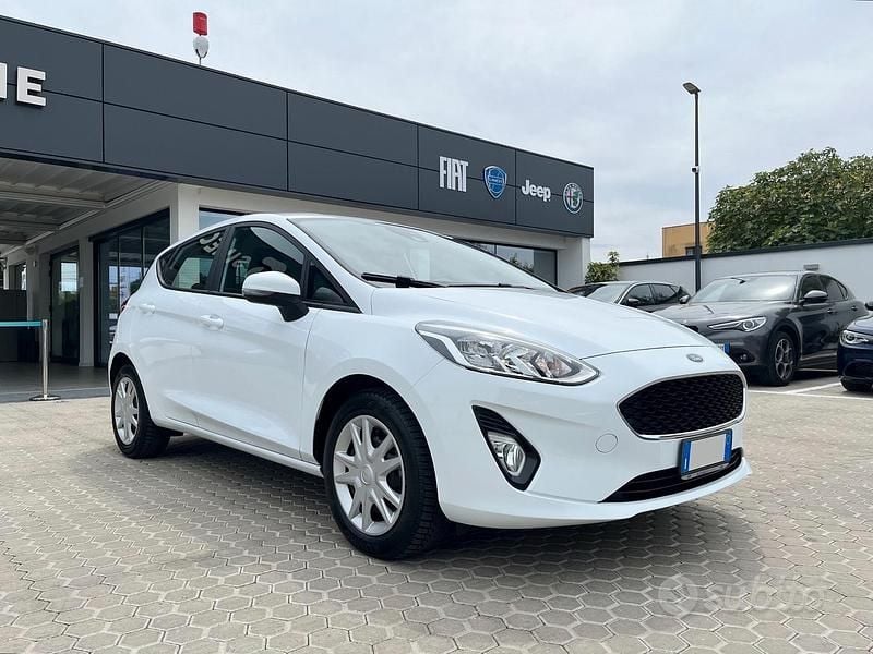 Begagnad Ford Fiesta Business Edition 86 HK (63 kW) 2020 Vit Halvkombi