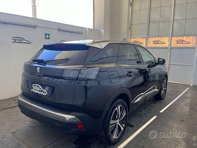 Usata Peugeot 3008 Allure 131 CV (96 kW) 2024 Nero Berlina
