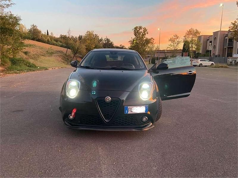 Usata Alfa Romeo MiTo 90 CV (66 kW) 2017 Nero Utilitaria