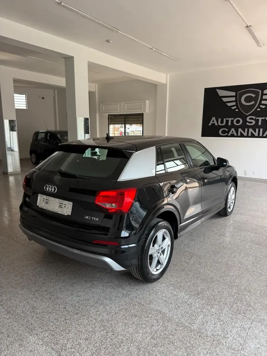 Usata Audi Q2 S-Line 116 CV (85 kW) 2019 Nero SUV