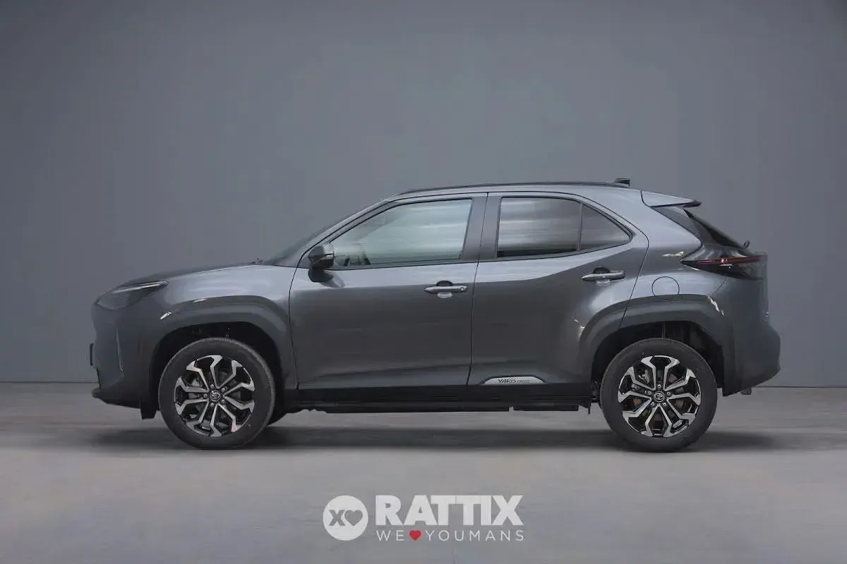 Nuova Toyota Yaris Trend 92 CV (67 kW) 2026 Grigio Utilitaria