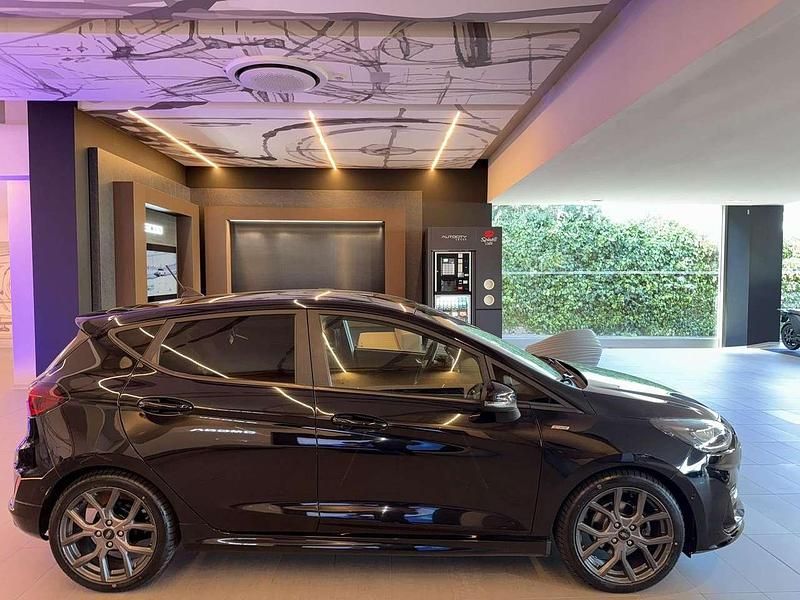 Usata Ford Fiesta ST-Line X 124 CV (91 kW) 2022 Nero Utilitaria