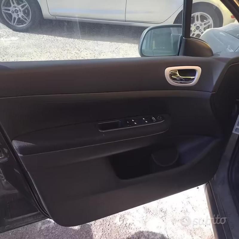 Usata Peugeot 307 2005 Berlina