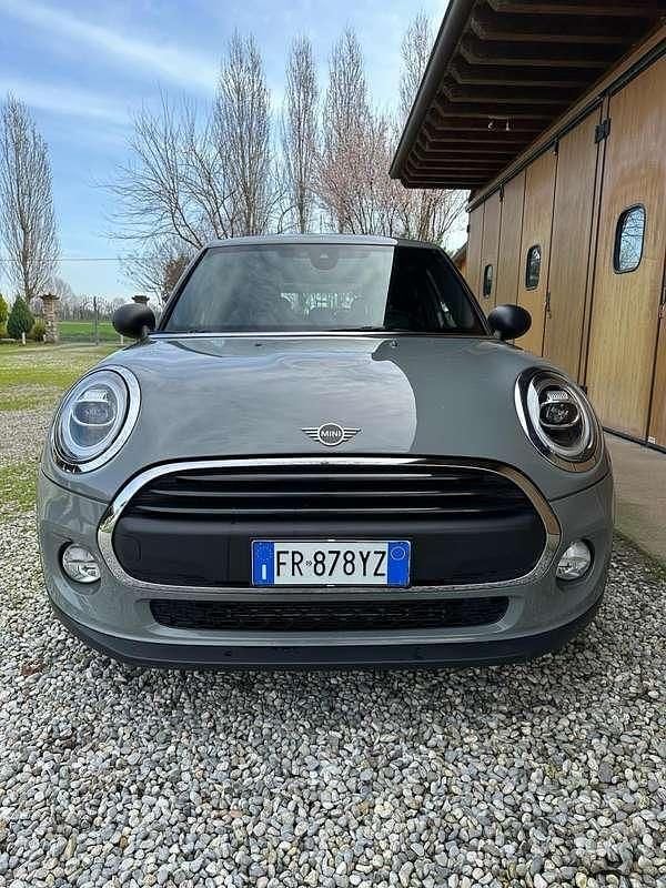Usata Mini ONE 75 CV (55 kW) 2018 Utilitaria
