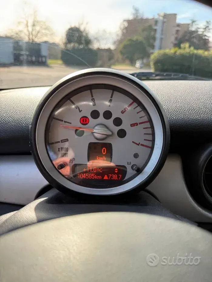 Usata Mini Cooper 109 CV (80 kW) 2009 Grigio Utilitaria
