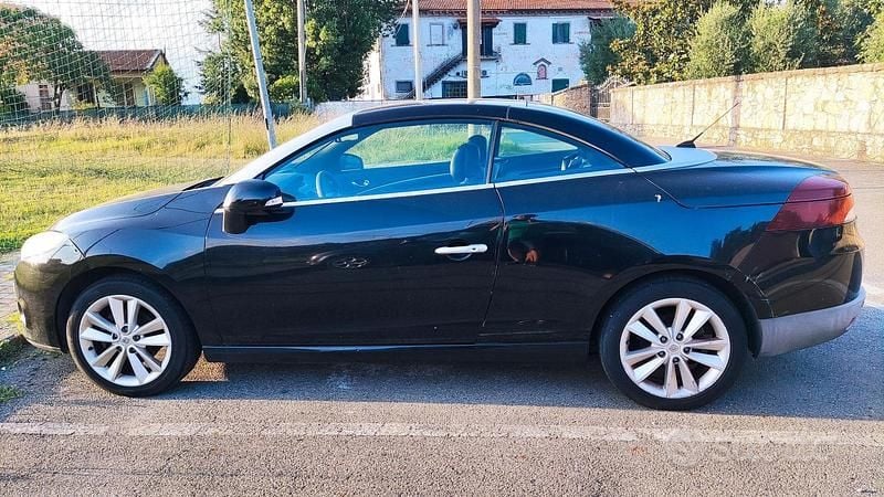 Usata Renault Mégane Cabriolet 110 CV (80 kW) 2011 Nero Cabrio