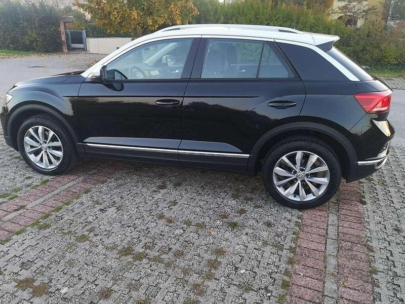 Usata VW T-Roc Style 150 CV (110 kW) 2019 Nero SUV
