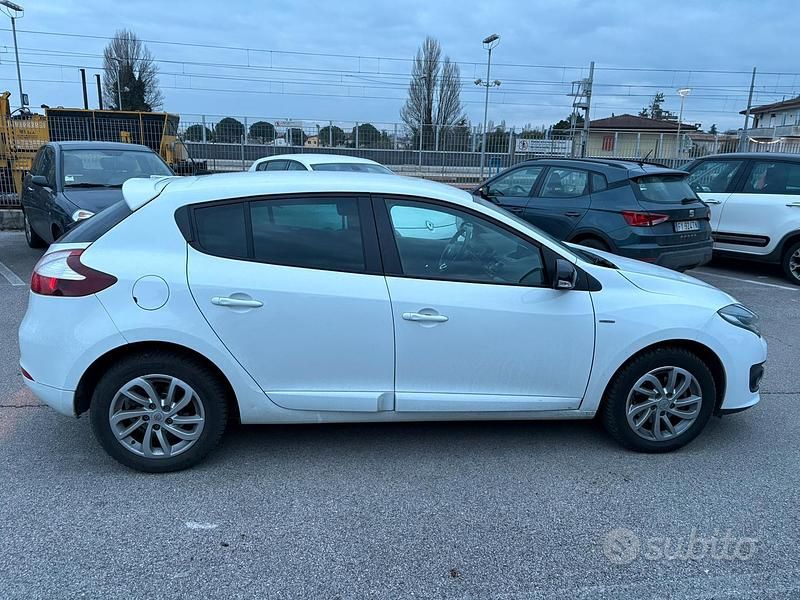 Usata Renault Mégane 110 CV (80 kW) 2015 Bianco Berlina