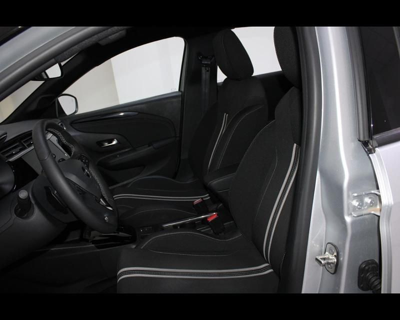 Usata Opel Corsa Ultimate 101 CV (74 kW) 2024 Grigio Utilitaria