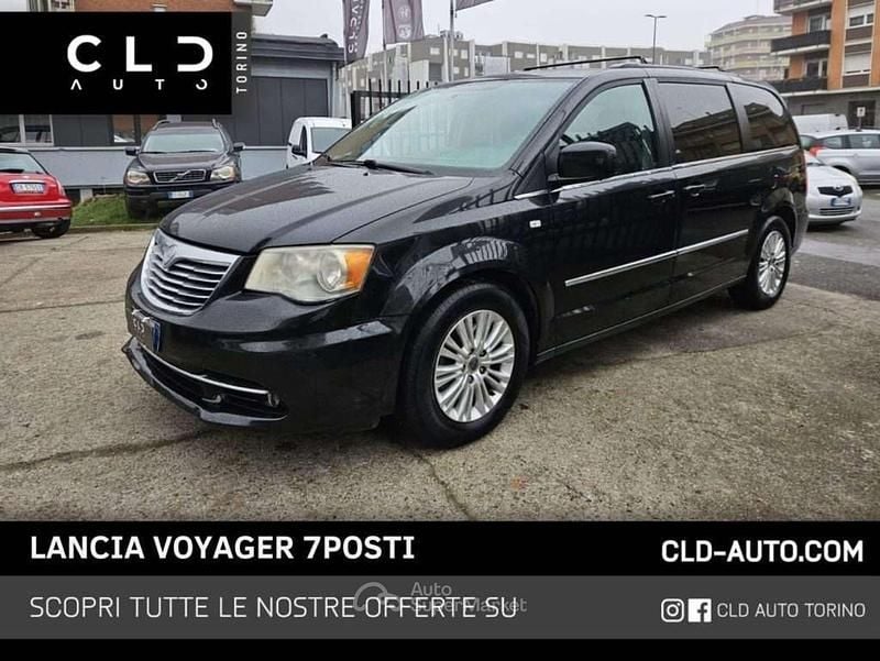 Usata Lancia Voyager 163 CV (119 kW) 2012 Nero Monovolume