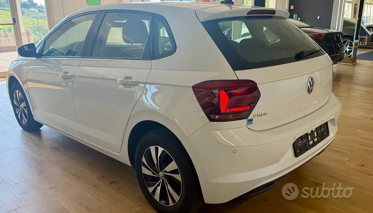 Usata VW Polo Business 116 CV (85 kW) 2024 Bianco Utilitaria