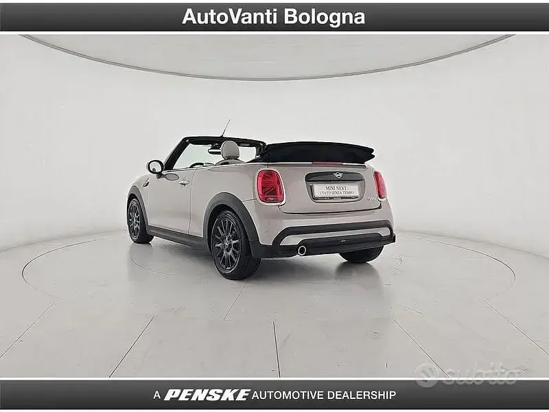 Usata Mini Cooper Cabriolet Classic 136 CV (100 kW) 2022 Grigio Cabrio