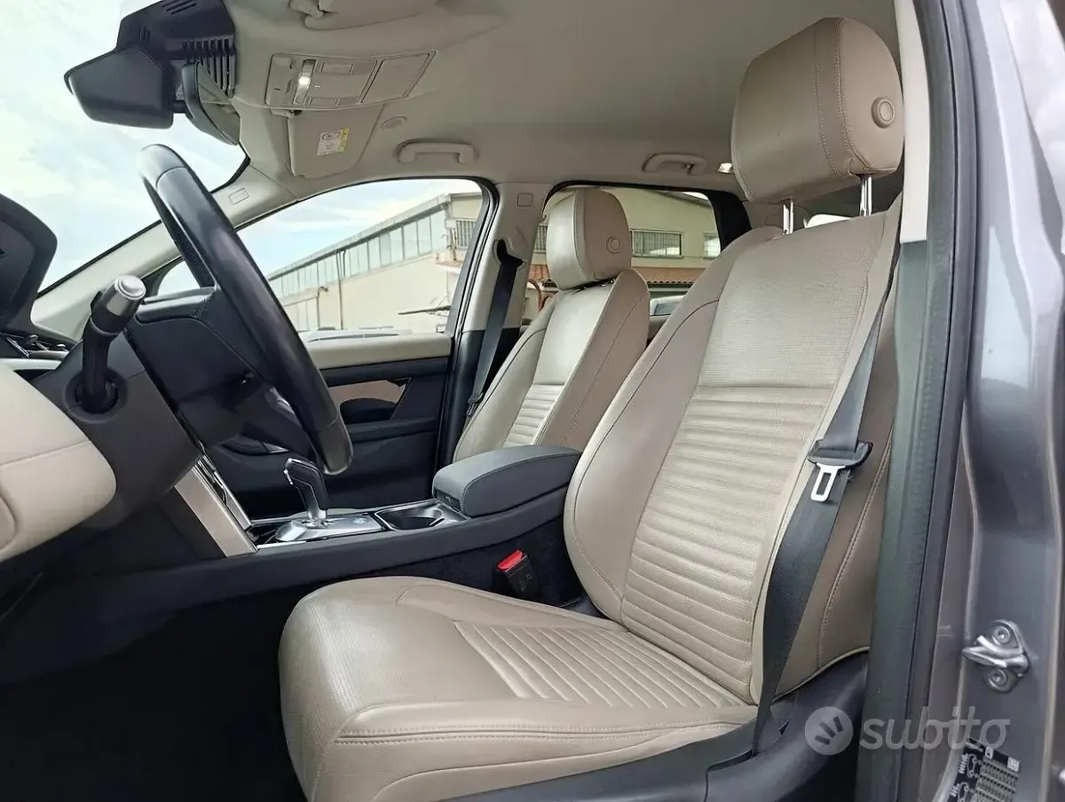 Usata Land Rover Discovery Sport SE 163 CV (119 kW) 2021 Grigio SUV