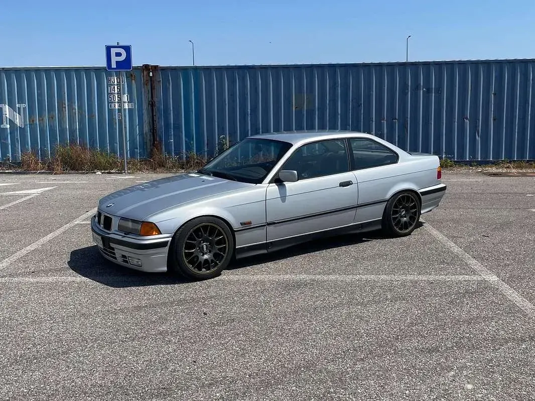 Usata BMW 325 192 CV (141 kW) 1991 Coupé