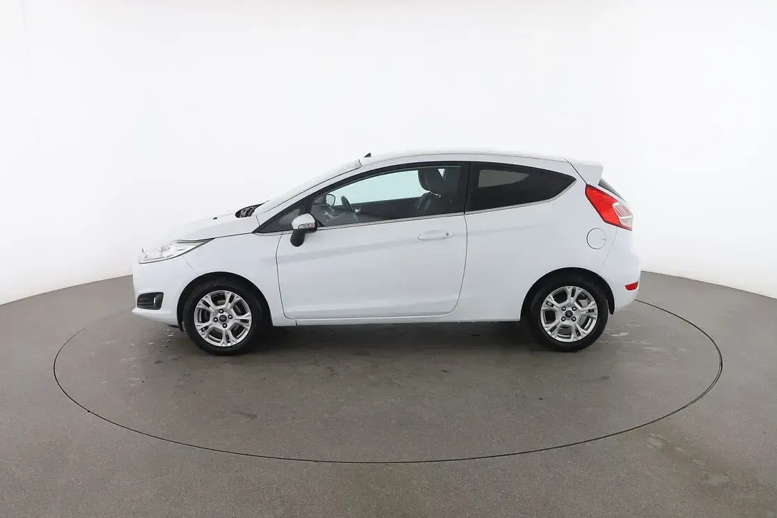 Occasion Ford Fiesta Titanium 75 PK (55 kW) 2017 Wit Hatchback