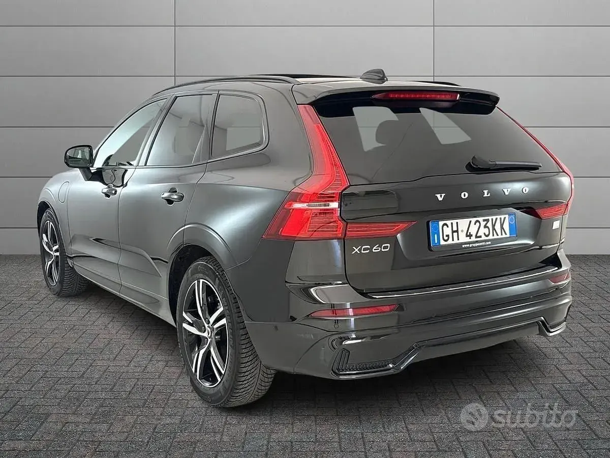 Usata Volvo XC60 Inscription 253 CV (186 kW) 2022 Nero SUV