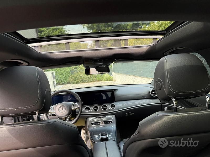 Usata Mercedes E350 258 CV (189 kW) 2018 Nero Station wagon