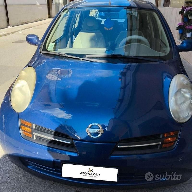 Usata Nissan Micra 65 CV (47 kW) 2005 Blu Berlina