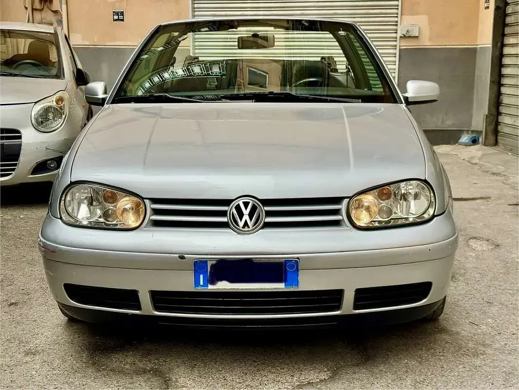 Usata VW Golf Highline 110 CV (80 kW) 2000 Cabrio