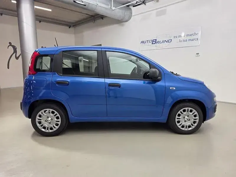 Nuova Fiat Panda Easy 69 CV (50 kW) 2025 Bianco Utilitaria
