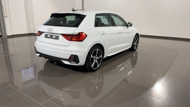 Usata Audi A1 S-Line 95 CV (69 kW) 2022 Bianco pastello Utilitaria
