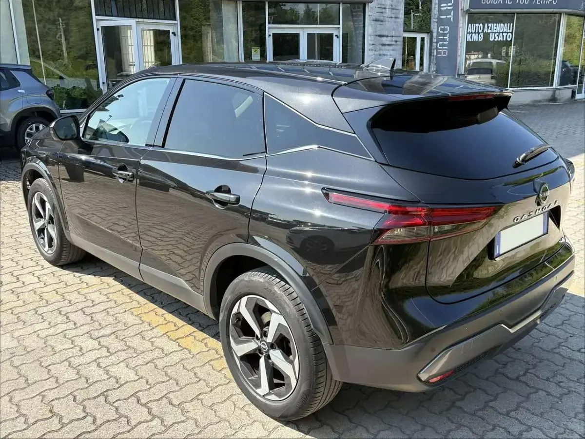 Usata Nissan Qashqai N-Connecta 140 CV (102 kW) 2023 Nero SUV