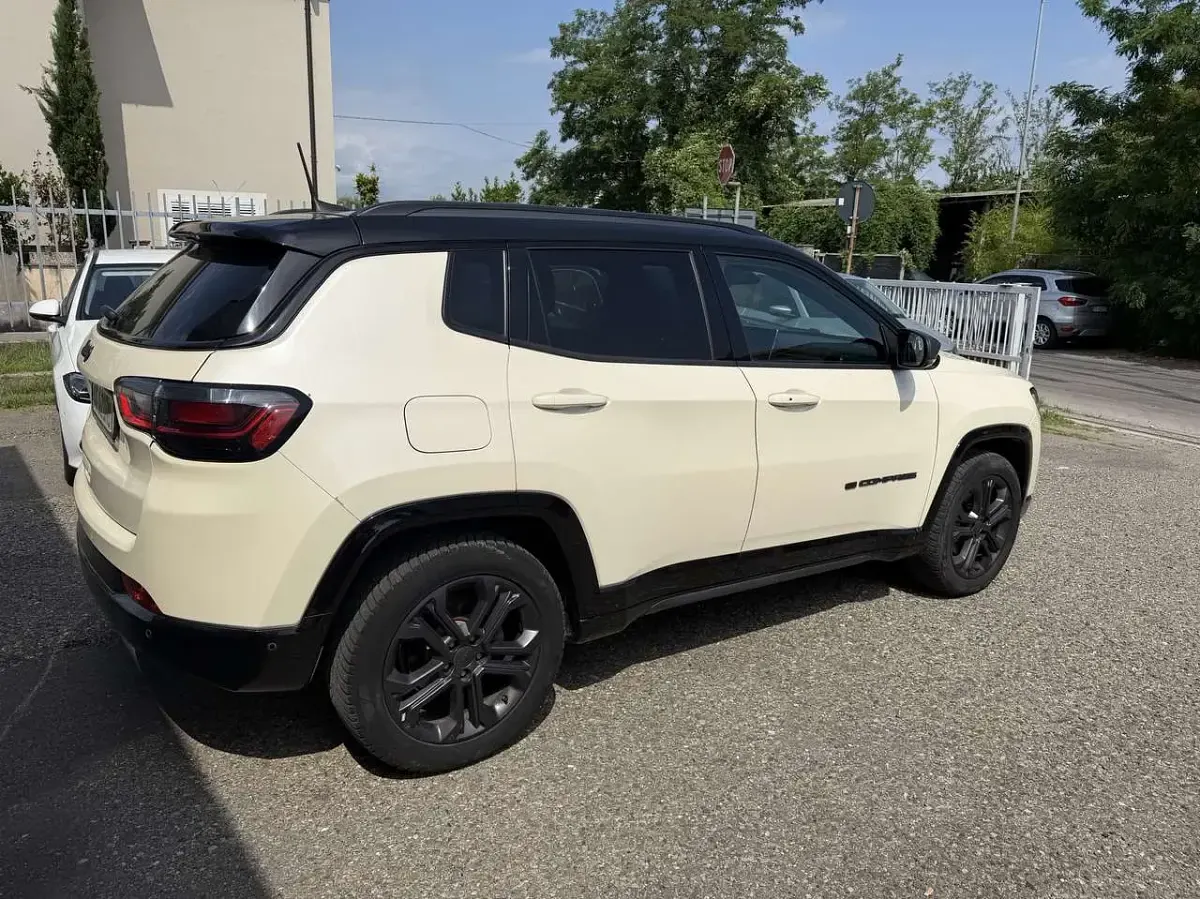 Usata Jeep Compass 131 CV (96 kW) 2021 Bianco SUV