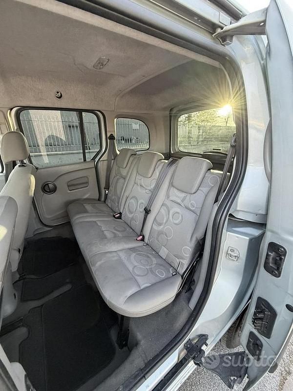 Usata Renault Kangoo 85 CV (62 kW) 2010 Grigio Monovolume