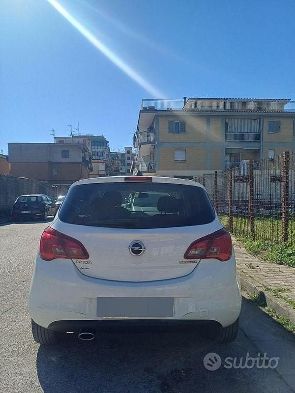 Usado Opel Corsa 90 CV (66 kW) 2018 Utilitario