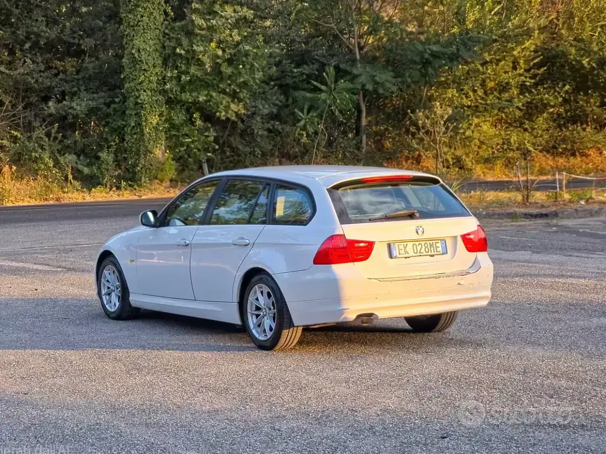 Usata BMW 316 116 CV (85 kW) 2012 Bianco Station wagon