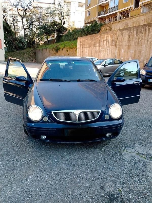 Usata Lancia Lybra 2003 Blu Berlina