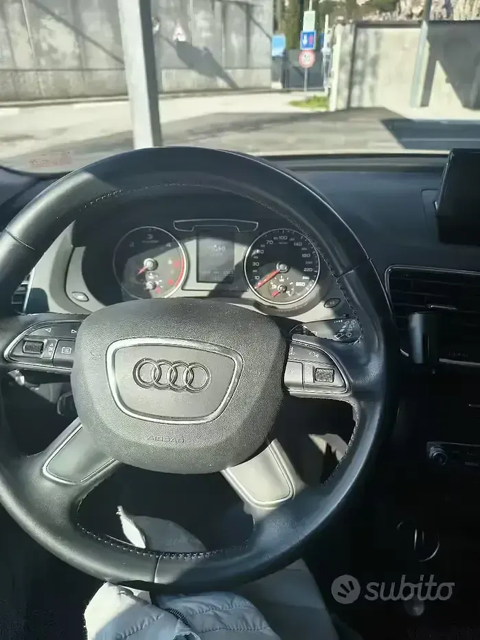 Usata Audi Q3 150 CV (110 kW) 2016 Nero SUV