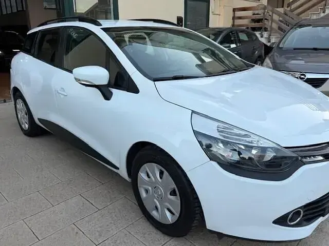 Usata Renault Clio 74 CV (54 kW) 2015 Bianco Station wagon