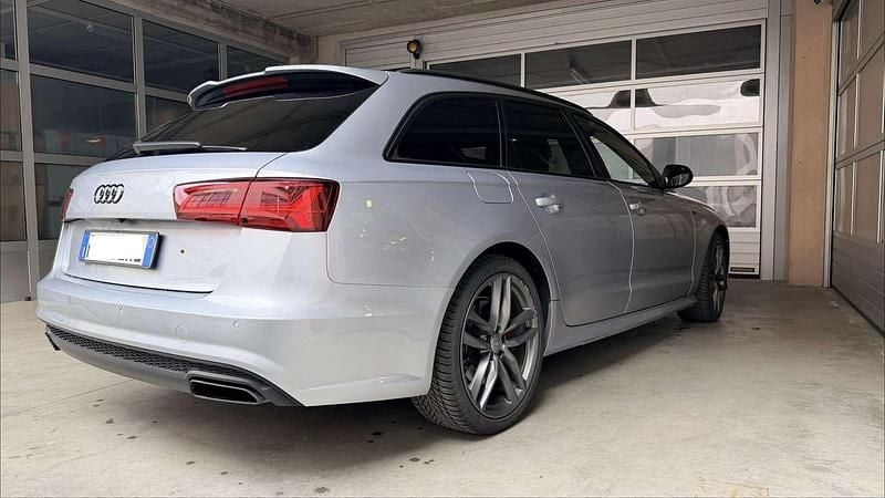 Usata Audi A6 Competition 326 CV (239 kW) 2018 Argento Station wagon