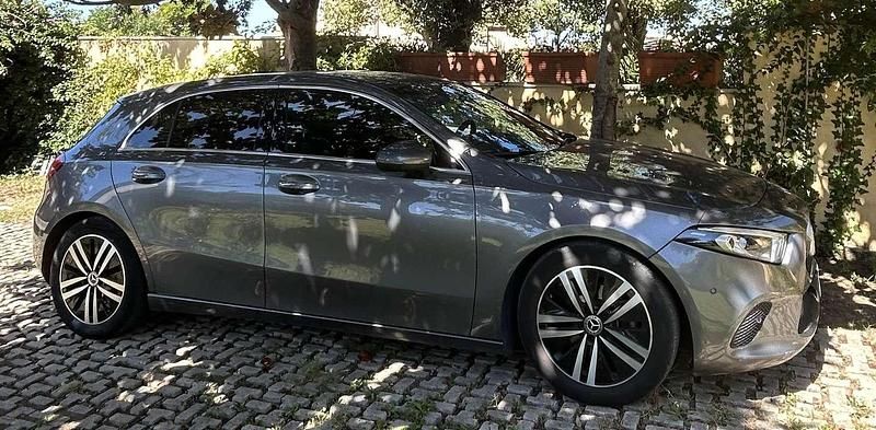 Usata Mercedes A180 136 CV (100 kW) 2021 Grigio Berlina