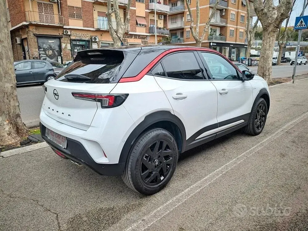 Usata Opel Mokka 131 CV (96 kW) 2024 Bianco SUV