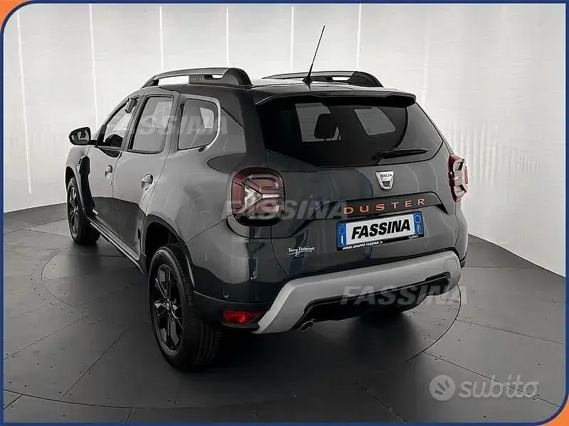 Usata Dacia Duster Journey 150 CV (110 kW) 2022 Grigio SUV