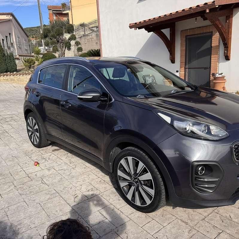 Usata Kia Sportage Active 116 CV (85 kW) 2016 Grigio SUV