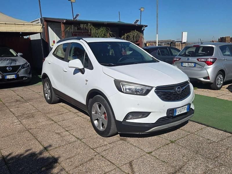 Usata Opel Mokka X Innovation 110 CV (80 kW) 2017 White color SUV