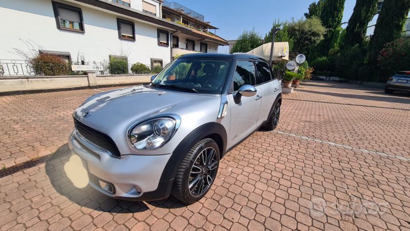 Usata Mini Countryman 111 CV (81 kW) 2012 Grigio SUV