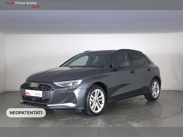 Usata Audi A3 Advanced Plus 116 CV (85 kW) 2025 Grigio manhattan metallizzato Berlina