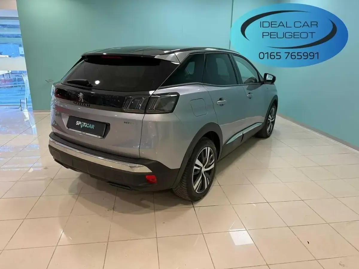 Usata Peugeot 3008 Allure 181 CV (133 kW) 2022 Grigio SUV