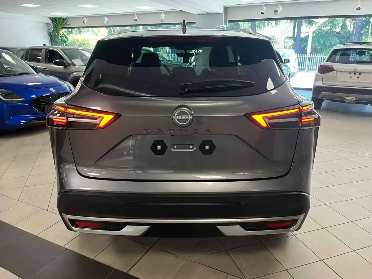 Nuova Nissan Qashqai N-Connecta 158 CV (116 kW) 2026 Grigio SUV