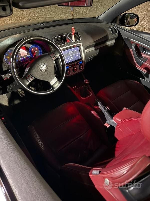 Begagnad VW Eos 140 HK (102 kW) 2010 Svart Cab