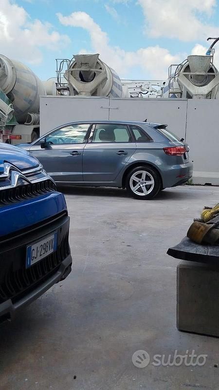 Usata Audi A3 116 CV (85 kW) 2019 Grigio Berlina