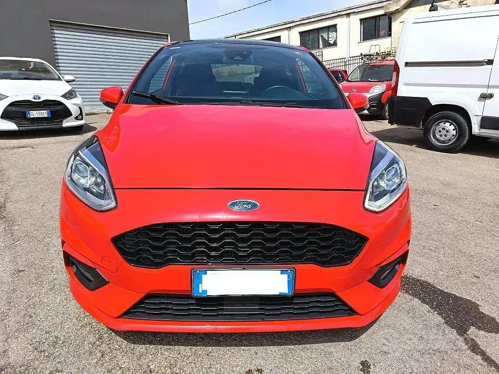Usata Ford Fiesta ST-Line 120 CV (88 kW) 2018 Rosso Utilitaria
