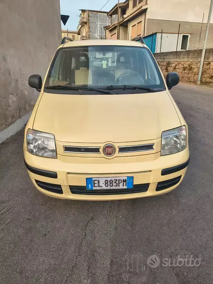 Usata Fiat Panda 69 CV (50 kW) 2012 Giallo Utilitaria